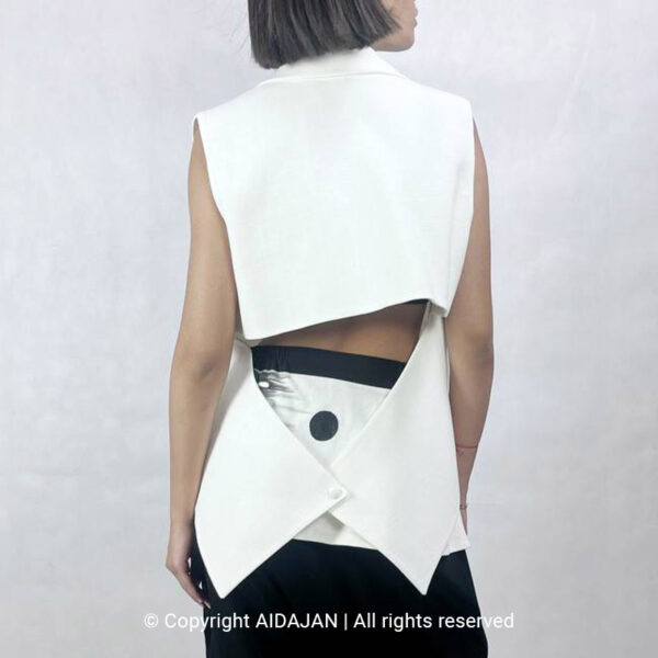 Aidajan V Vest